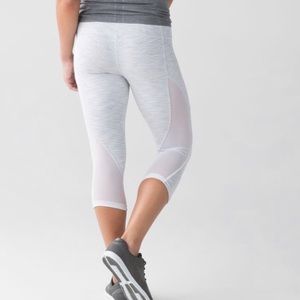 Lululemon Women’s Sz 4 Run Crop Leggings